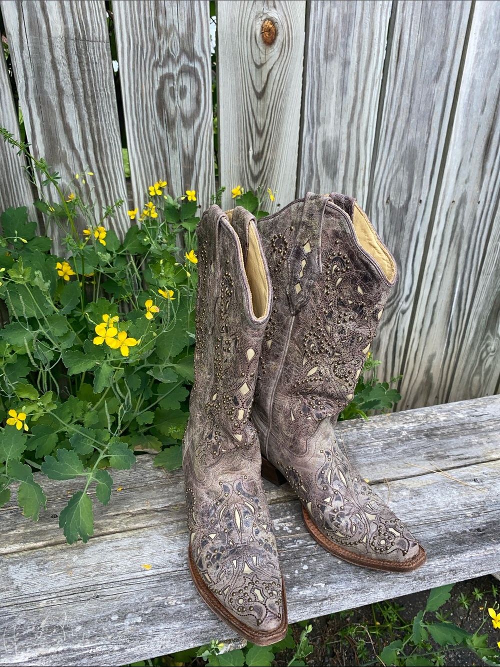 Corral Vintage Bronze Studded A1098 Women’s Cowboy Boots Size 8 READ DESCRIPTION - Picture 2 of 16